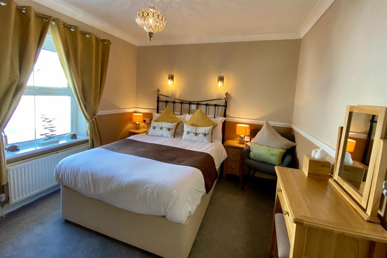 טנבי Sunny Bank Guest House חדר תמונה