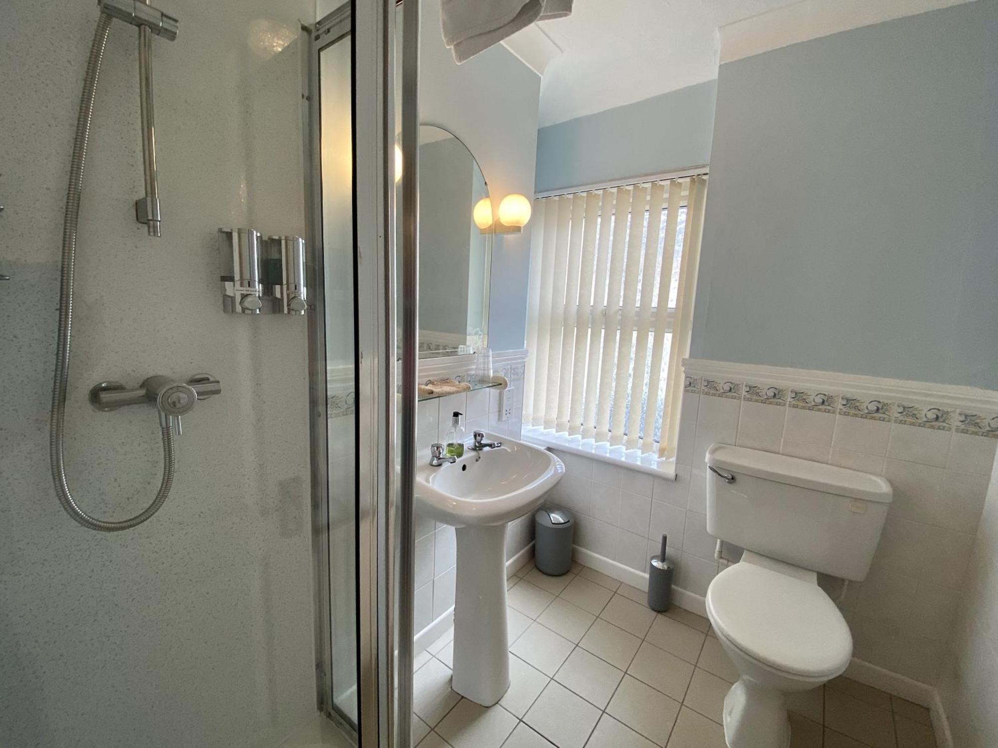 טנבי Sunny Bank Guest House חדר תמונה